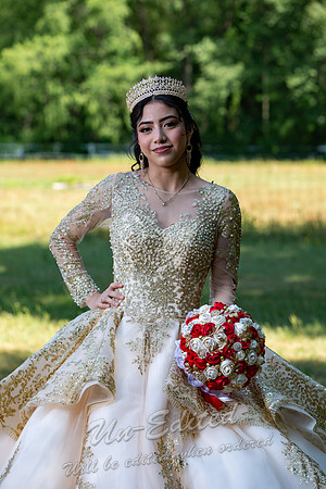 54-Quinceanera-Kim