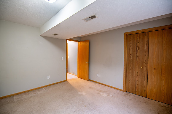 315-30623 Swede Dr-HDR