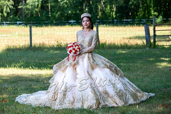 48-Quinceanera-Kim