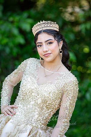 75-Quinceanera-Kim