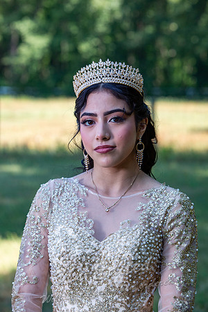 14-Quinceanera-Kim