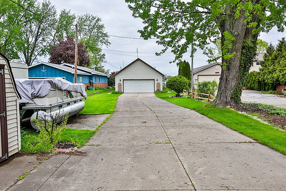 25825 Lake Dr_Elkhart-141
