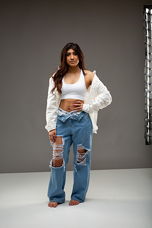 8-Natalie White Shirt Ripped Jeans