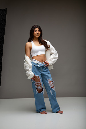 24-Natalie White Shirt Ripped Jeans