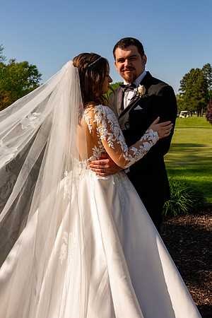 1050-DeMont_Lauren and Joseph Markiewicz