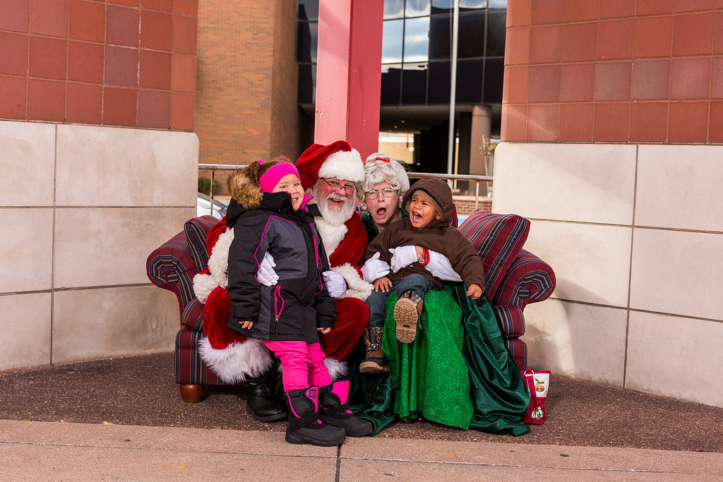 picture of crying child with Santa