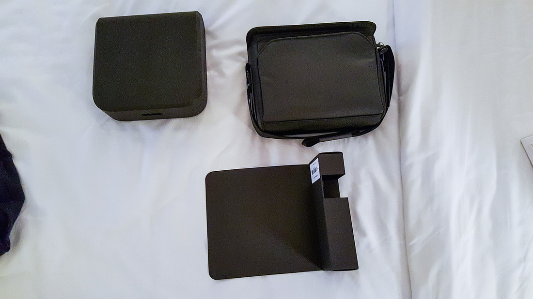 picture of DJI Spark box contents