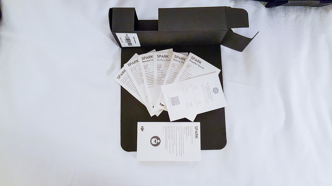 picture of the DJI Spark manuals
