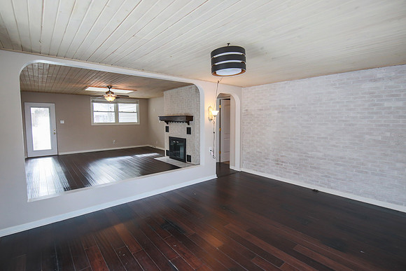 3318 Vernon-008