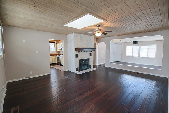 3318 Vernon-004