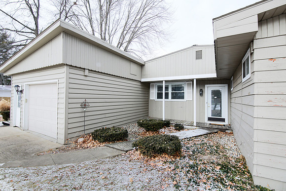 3318 Vernon-084