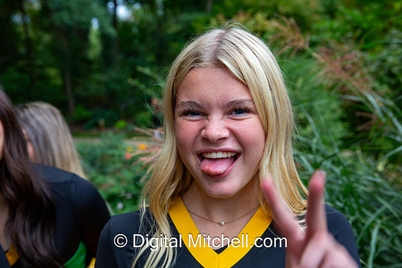 28-NHS 2023 Cheer