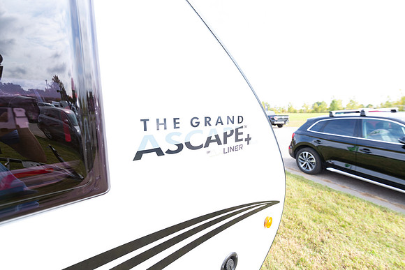 Grand Escape Plus-200-Aliner
