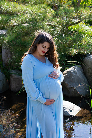 200-Jennifer Elias Maternity