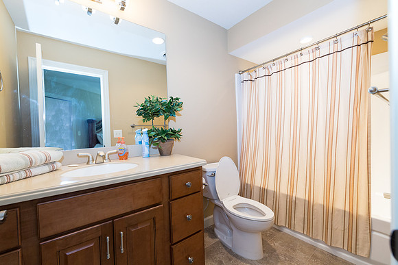 51618 meadow ponte-396
