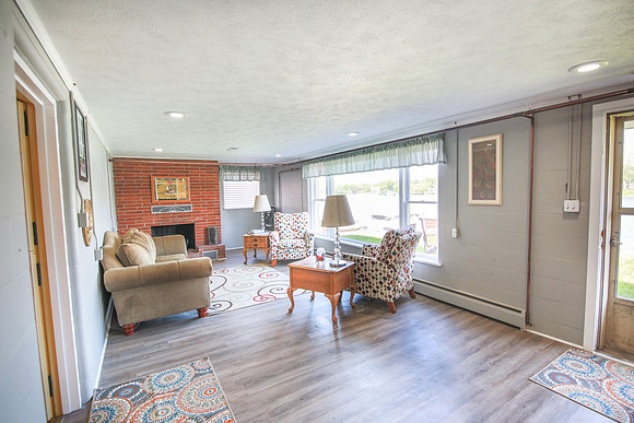 3936 East Jackson-88