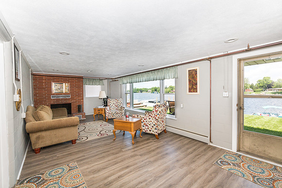 3936 East Jackson-129
