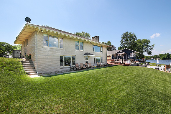 3936 East Jackson-144