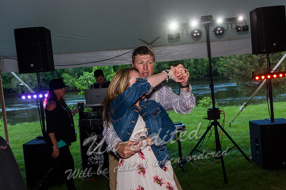 1113-Taylor n Cody