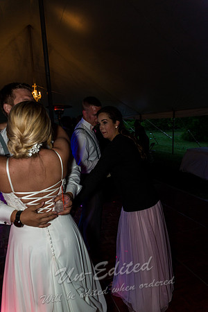 1136-Taylor n Cody