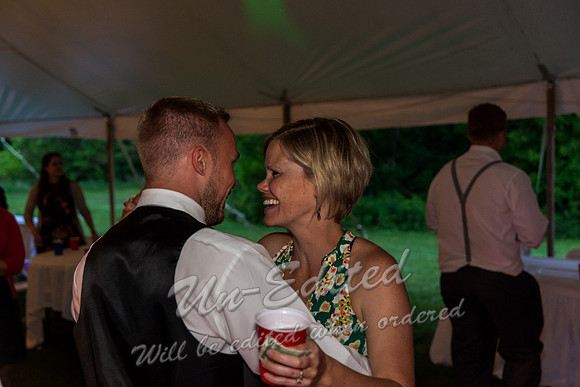 1142-Taylor n Cody