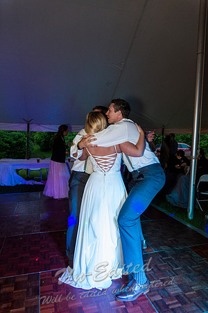 1160-Taylor n Cody