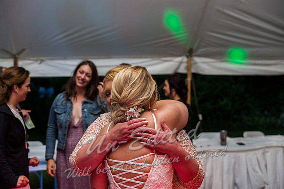 1210-Taylor n Cody