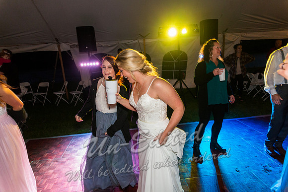 1257-Taylor n Cody
