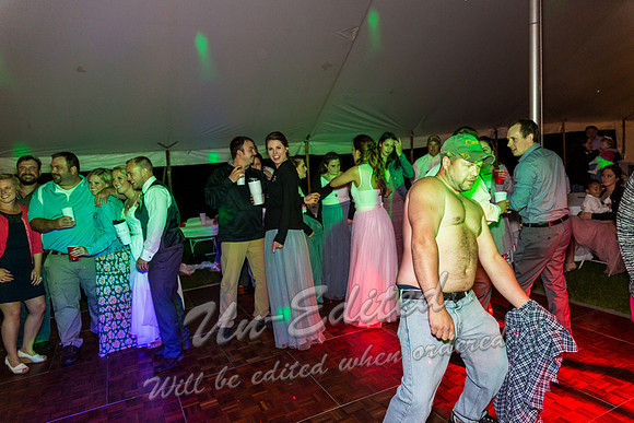 1270-Taylor n Cody