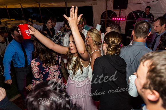 1319-Taylor n Cody