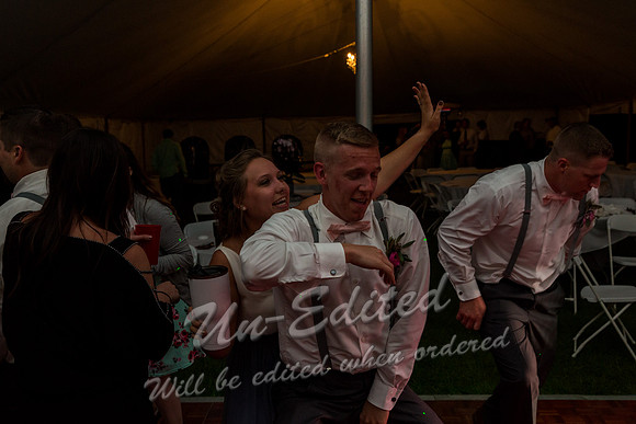 1400-Taylor n Cody