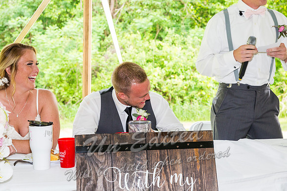 890-Taylor n Cody