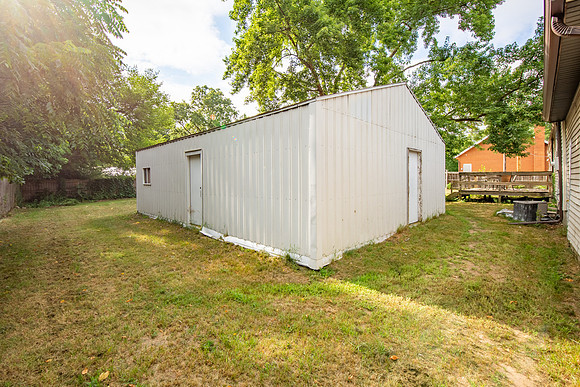 101-2708 Paul st-HDR