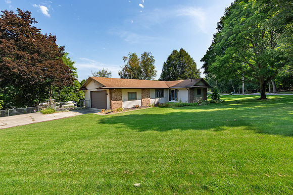1-55816 Willowbend-HDR