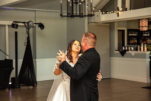 1258-DeMont_Lauren and Joseph Markiewicz