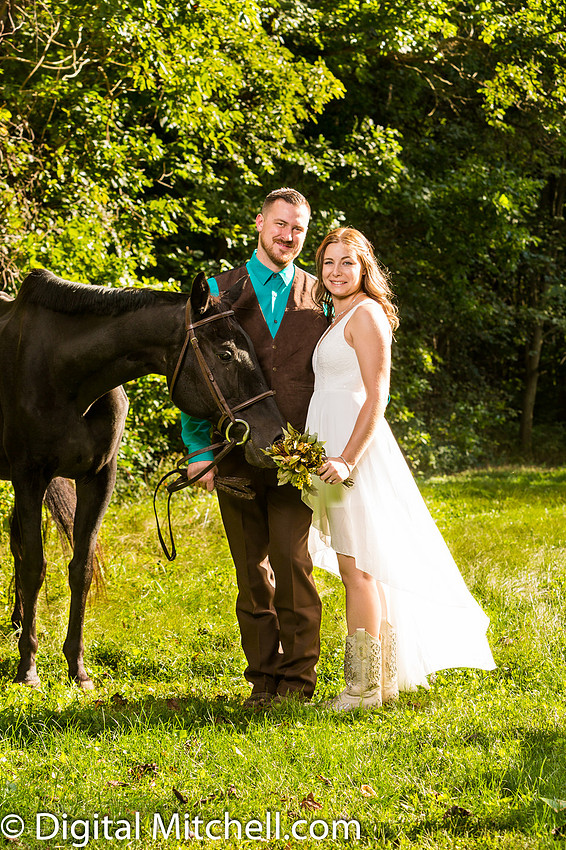 252-Heidi n Brandon n Horse