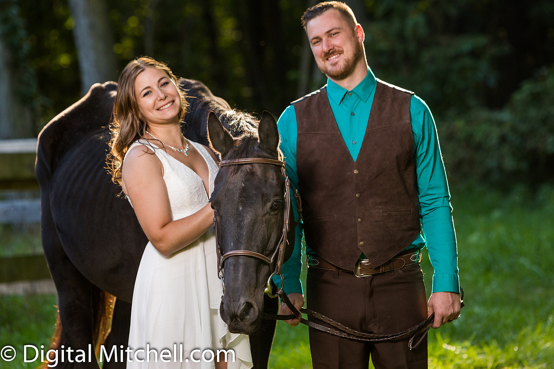 431-Heidi n Brandon n Horse