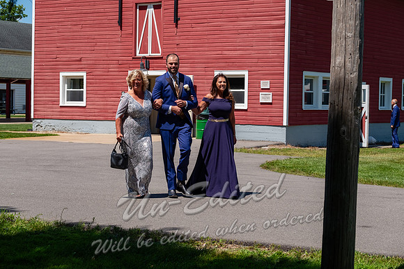 1580-Kyra n Tyler Niespodziany