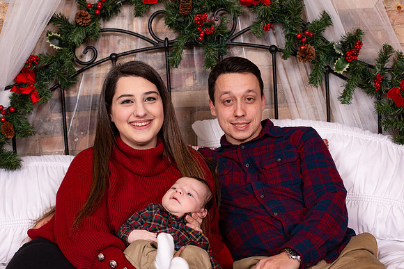 9-Elias_Jenny & Aaron Xmas 2023