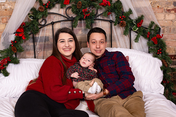 21-Elias_Jenny & Aaron Xmas 2023