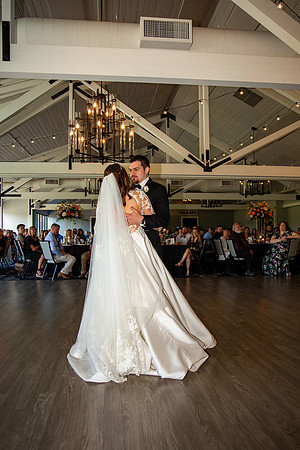 1132-DeMont_Lauren and Joseph Markiewicz