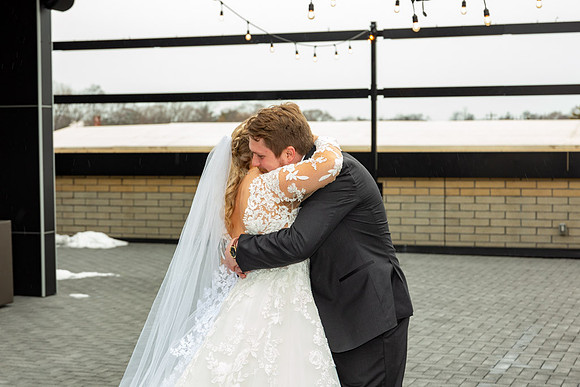 372-Miranda n Cameron