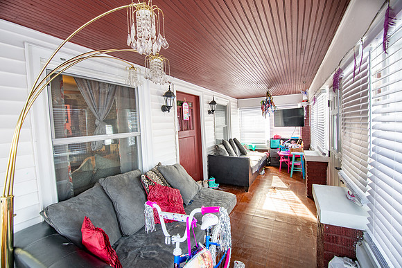 121-1722 Stevens Ave-HDR