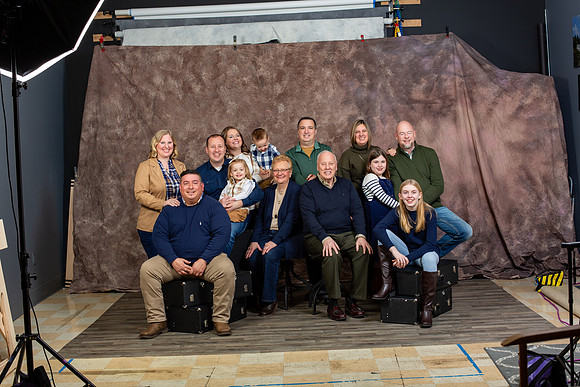 24-Buysee Extended Family X-Mas 2023