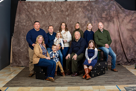34-Buysee Extended Family X-Mas 2023