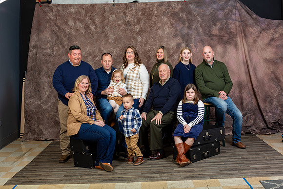 44-Buysee Extended Family X-Mas 2023
