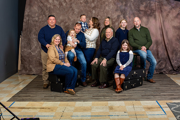 48-Buysee Extended Family X-Mas 2023