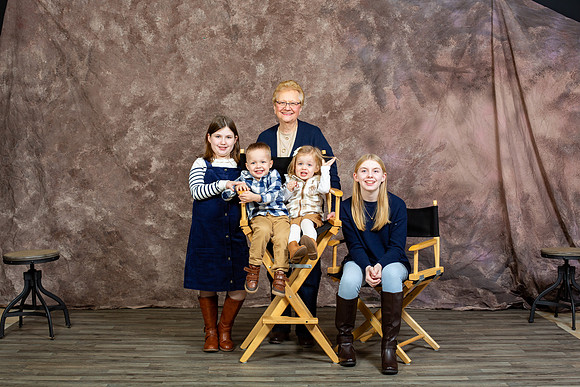 82-Buysee Extended Family X-Mas 2023