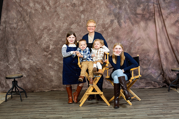 84-Buysee Extended Family X-Mas 2023