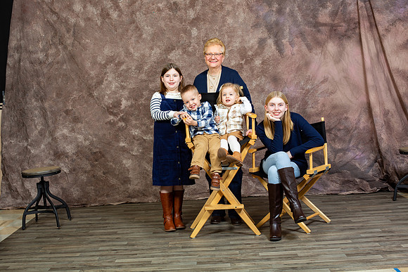 87-Buysee Extended Family X-Mas 2023
